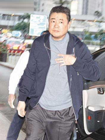 李嘉欣三擺喜酒惹懷孕疑云劉鑾雄踩場(chǎng)示威(圖)