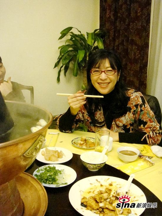 獨家:小野麗莎《祝福》中國最愛吃北京涮羊肉