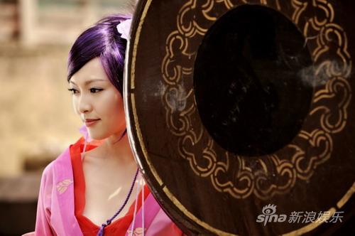 唐嫣代言網(wǎng)游經(jīng)典角色造型嫵媚迷人(組圖)