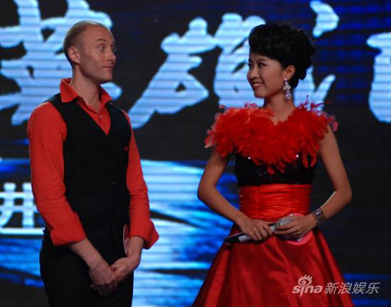 中國紅歌會八強(qiáng)誕生閻肅滕矢初點(diǎn)評令選手折服